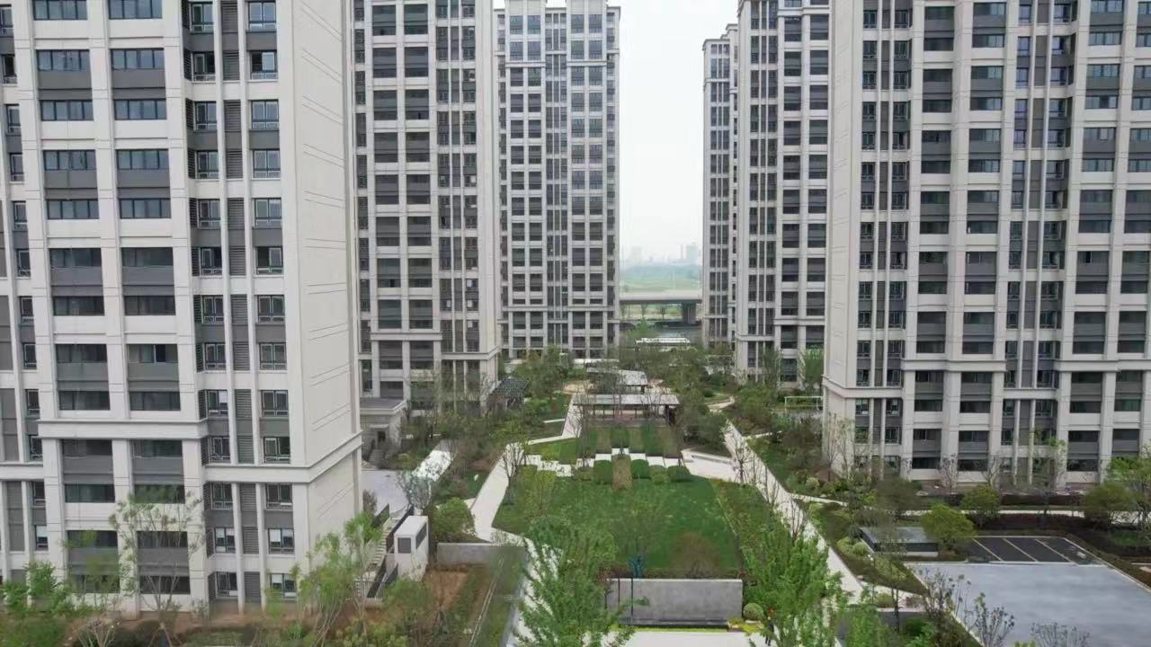 交通方便、配套齐全，824套保险房即将交付！